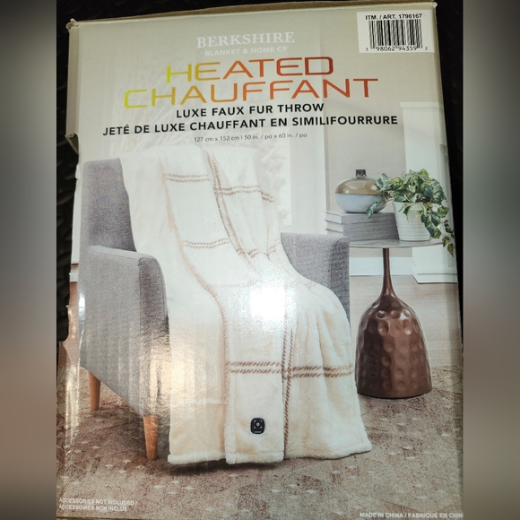 Berkshire Cream And Blue Heated Throw Blanket Size 60x60 Inches - Picture 3 of 9